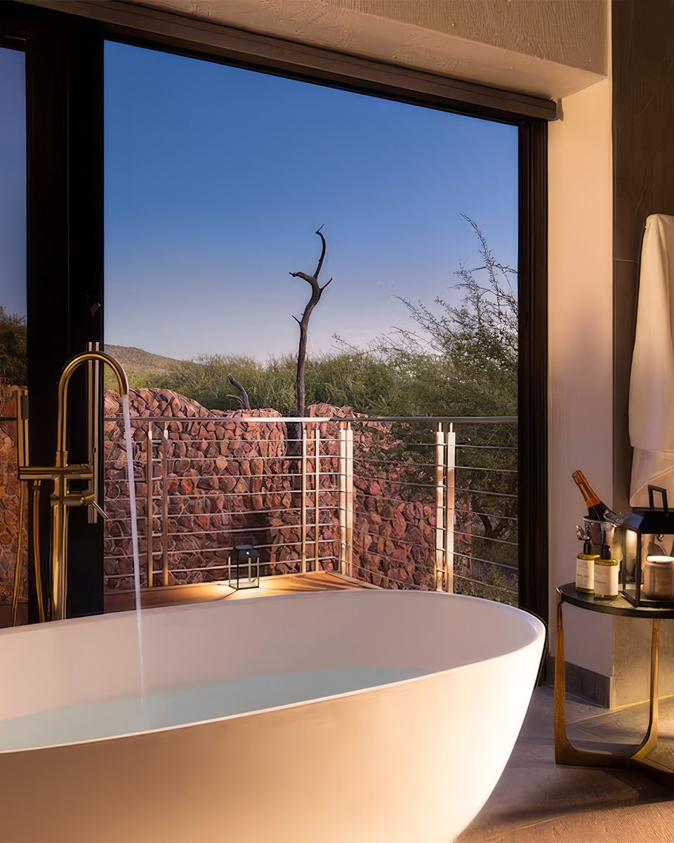 livingstonebath's tweet photo. This stunning installation showcases how a Livingstone freestanding bath serves as the ultimate centerpiece, blending seamless design with unparalleled comfort. 
#LivingstoneBaths https://t.co/2Zf8Wbaf0t