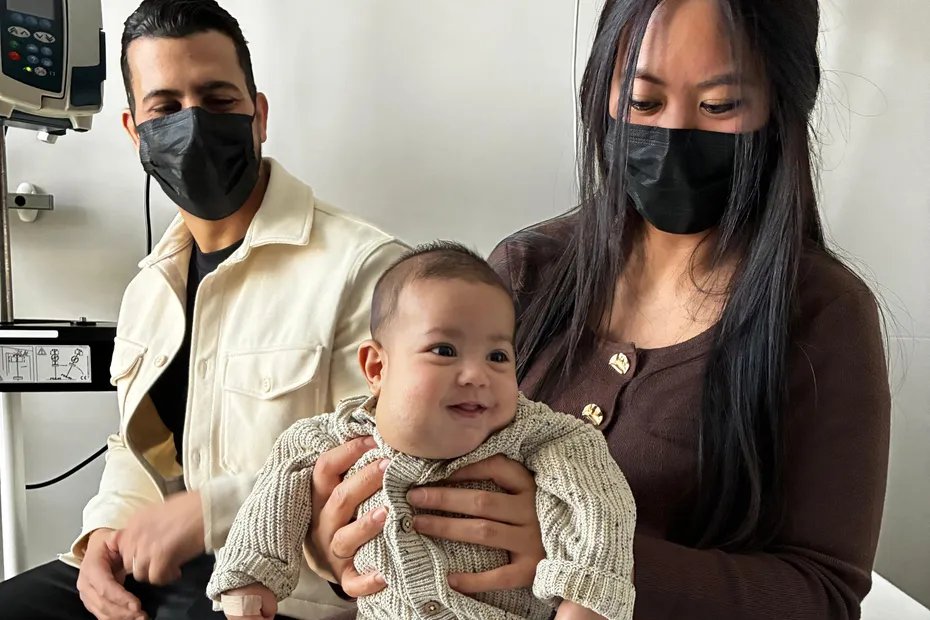 F3Alsace's tweet image. Pour la première fois au monde, un nouveau-né survit à une tumeur grâce à un traitement pendant la grossesse #Sante #recherche #famille #medecine
france3-regions.franceinfo.fr/grand-est/haut…