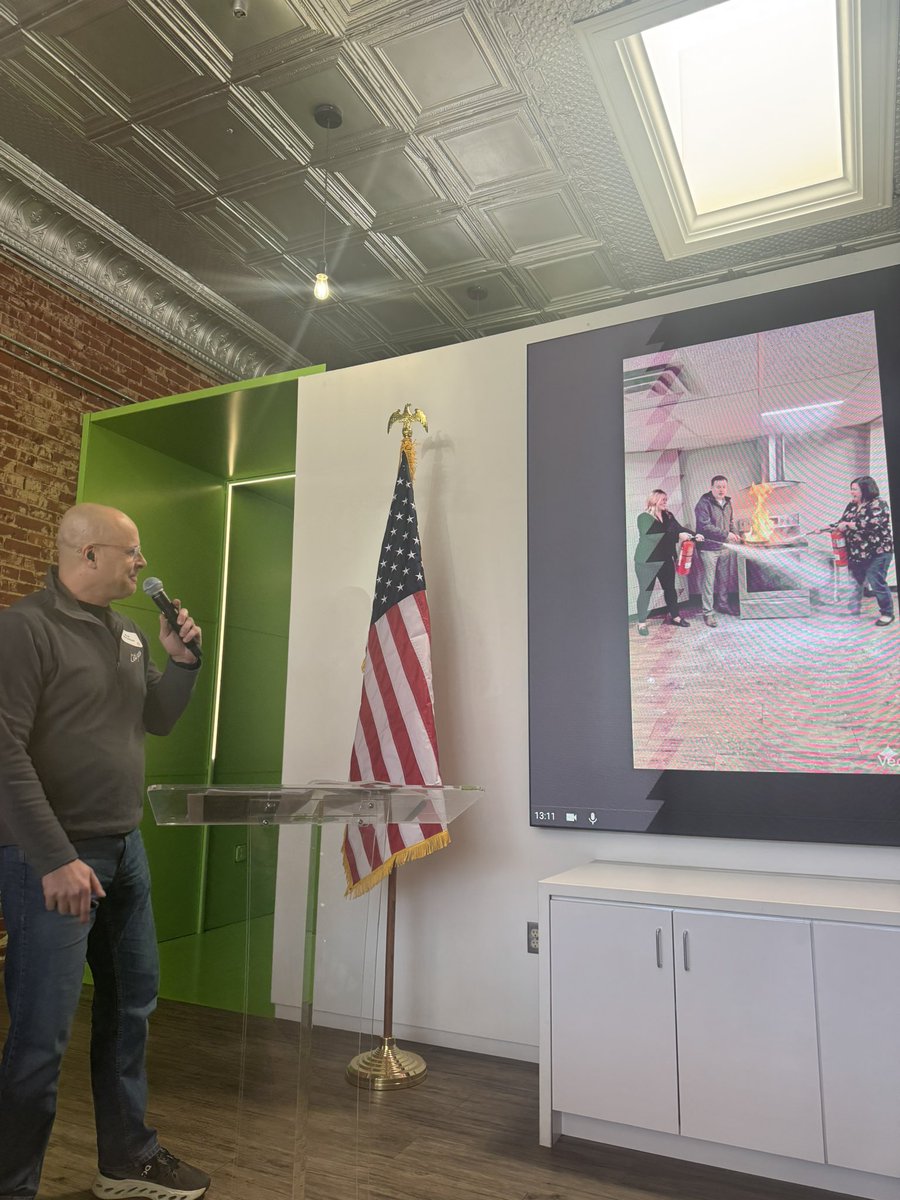 Jill Castilla tweet media