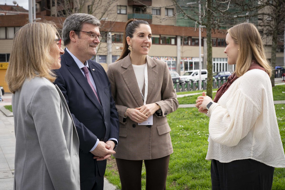 ItxasoErroteta's tweet photo. #Democracy Lab #Bilbao #laperrera #partaidetza #gazteria #participacion https://t.co/50xaaknGwS