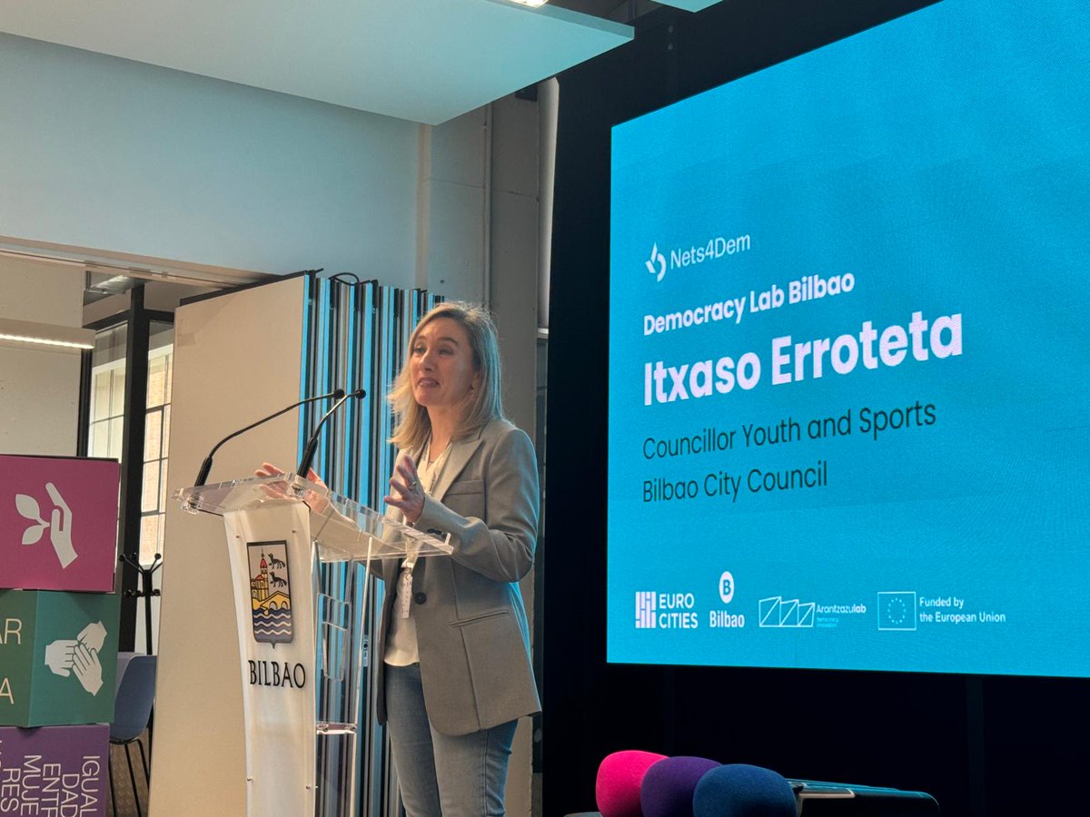 ItxasoErroteta's tweet photo. #Democracy Lab #Bilbao #laperrera #partaidetza #gazteria #participacion https://t.co/50xaaknGwS