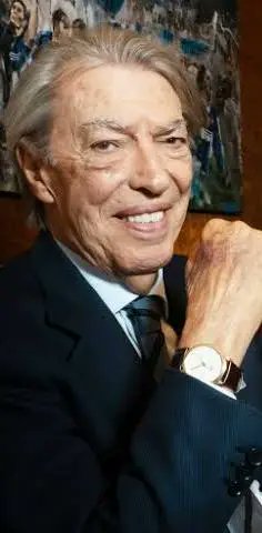 maxf02890445's tweet image. #Sala che ha rovinato Milano, #Moratti che ha dovuto scomodare i servizi segreti per distruggere la credibilità del calcio italiano, #LaRussa che è più preoccupato della sua @Inter che degli italiani.
Lo specchio del degrado morale, intellettuale e sportivo che viviamo.