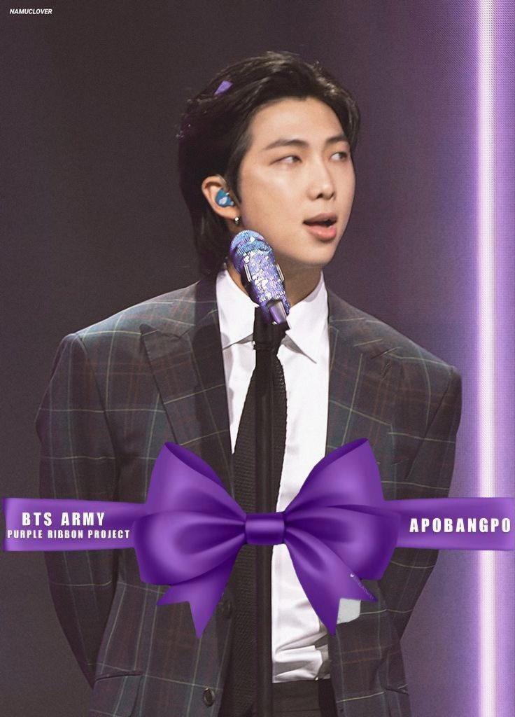 🚨ARMY, POR FAVOR, DENUNCIA Y REPORT🚨

🐨 ha sido víctima en estás últimas horas de una gran persecución racista en las redes debido a un conflicto entre netizens coreanos y del sudeste asiático. Los antis y hater# están usando su nombre como símbolo  de ataque.

NO VAMOS A