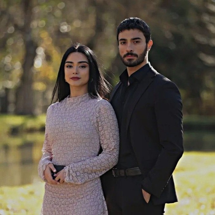 _Rinitweets_'s tweet image. Oh the potential we're gonna get in a single show, it feels like a potrait that can be framed in their mansion, THE KARAHANS 🖤

[#Arafta • #MerTeş • #ÇeMet]