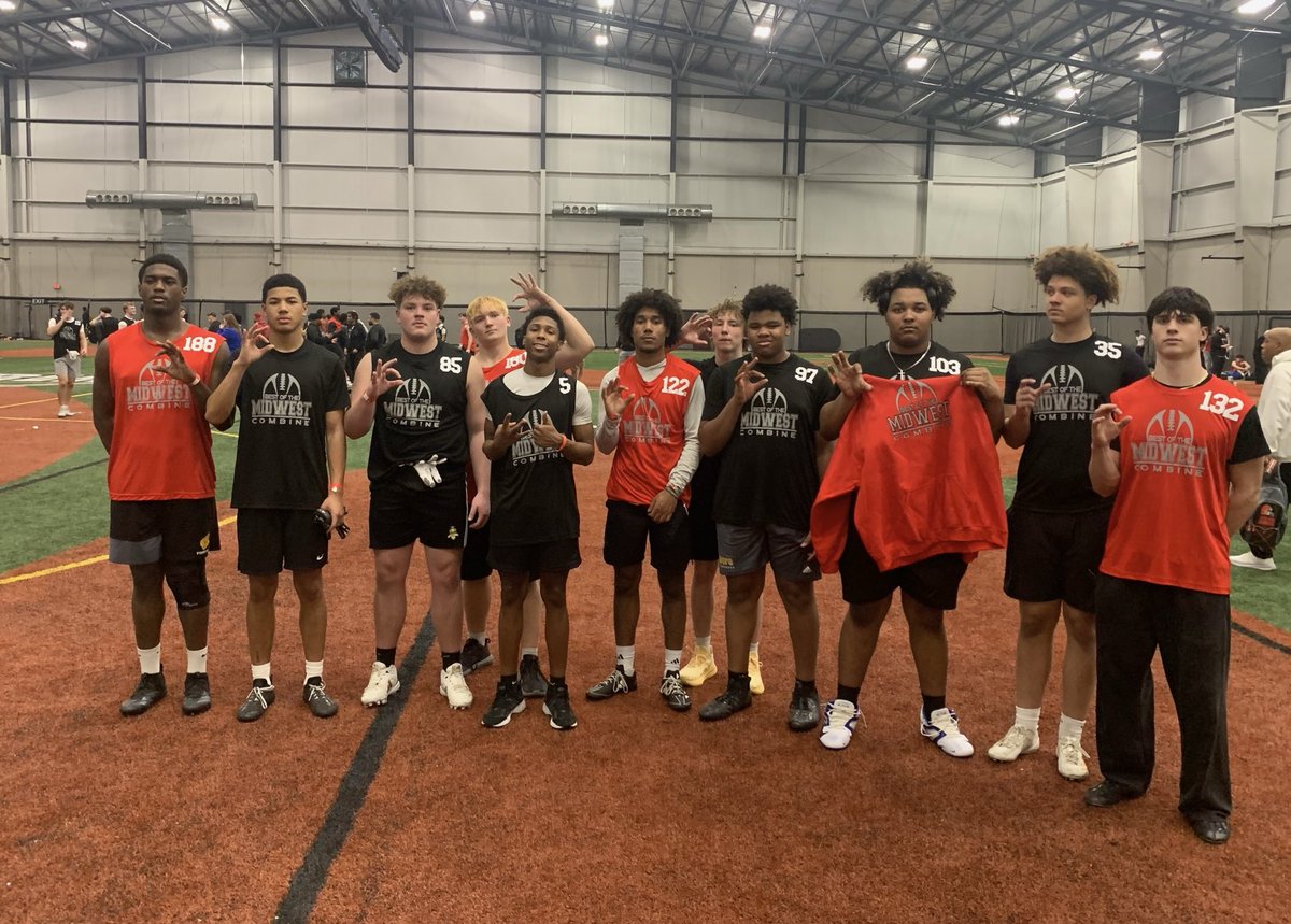 Woodford County Football tweet media