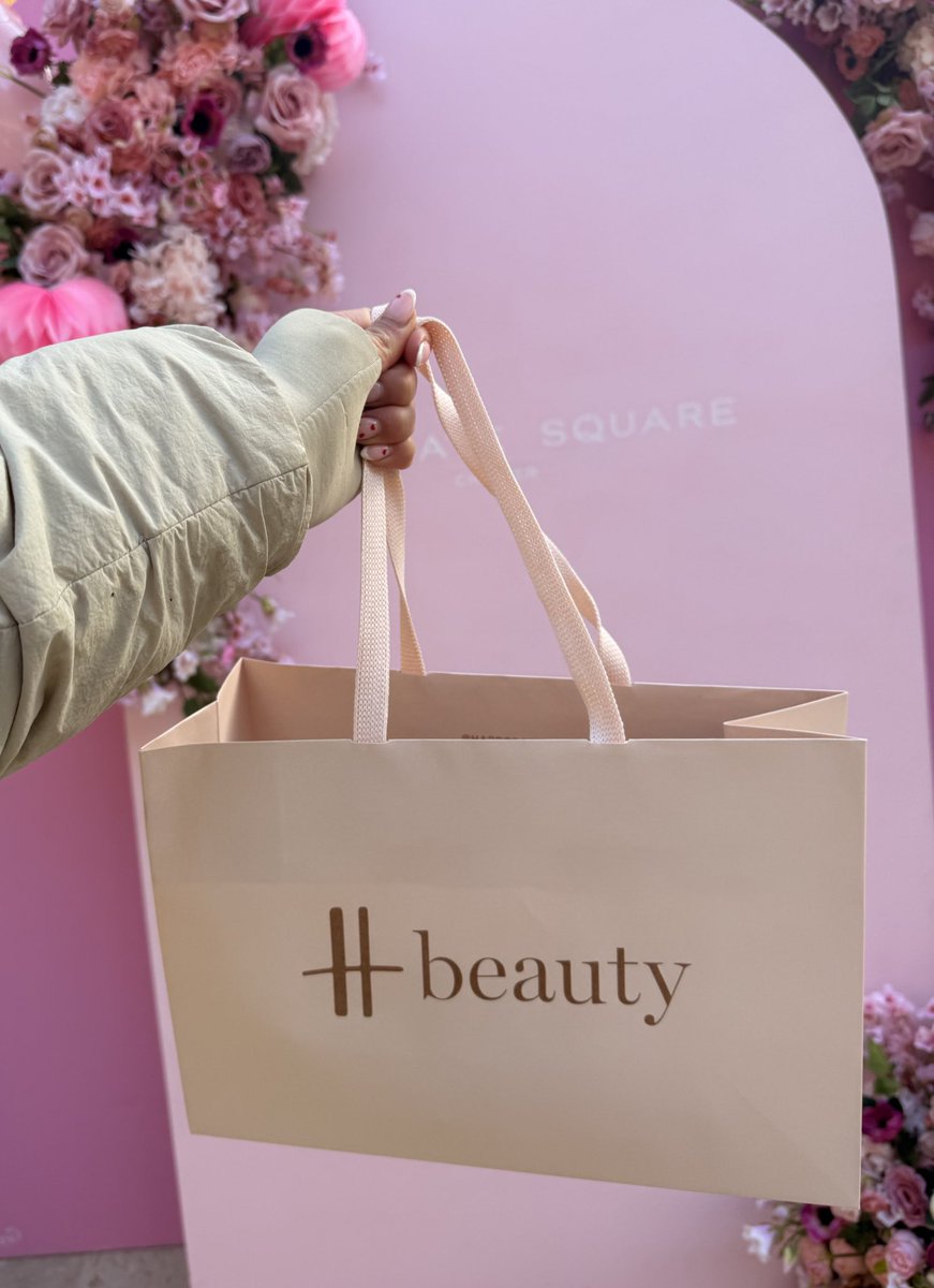 goddess_DDee's tweet photo. My love language 🥹 😍 #ValentinesDay2026 #valentines #gifts #dior #spoilt #princess #princesstreatment #queen #dom #brat #girl https://t.co/zyfAaMoWfT