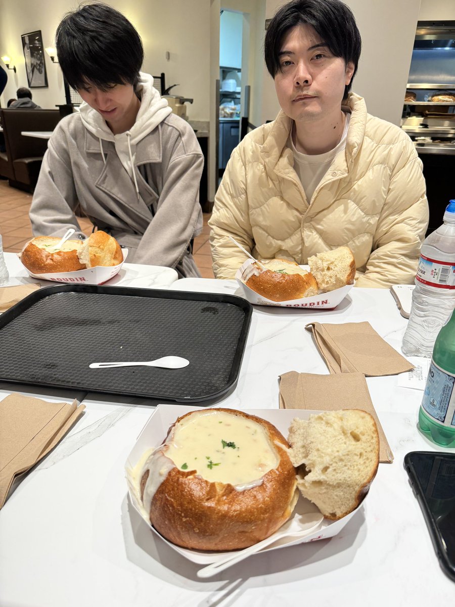 azyu_production's tweet photo. 【オフショット】
クラムチャウダー with アカキクス、オムナオト https://t.co/zOAskb9j58
