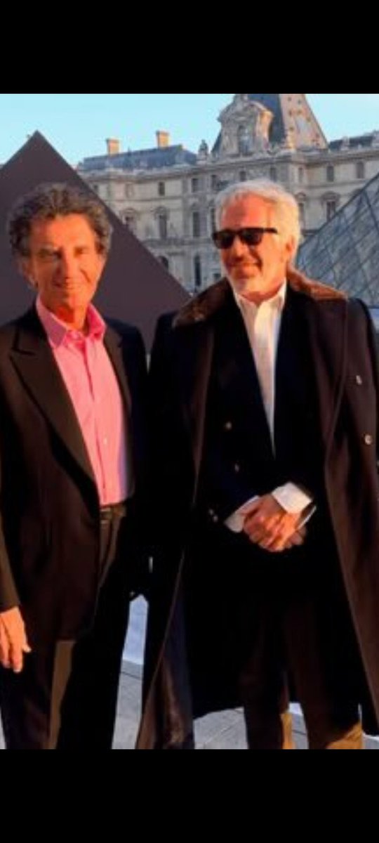 <a href="/DidierMaisto/">Didier Maïsto</a> Couverture pour traffique d enfants. 
Quel beau boulot pour #JackLang , sa famille &amp;amis.
Vs saisissez maintenant loi #schiappa, #piecejaune <a href="/anatolium/">Juan Branco ✊</a>, <a href="/FDanglehan56893/">françois danglehant</a>, <a href="/MoradELHATTAB1/">Morad EL HATTAB</a>, <a href="/David_vanH/">David van Hemelryck 🕊#D</a>,<a href="/realmarcel1/">Marcel</a>, <a href="/PChaibriant/">patricia chaibriant</a>, <a href="/Claire_Gabriel_/">Claire Gabriel</a>, <a href="/myriampalomba/">Myriam Palomba</a>?
Font tt ss vos nez