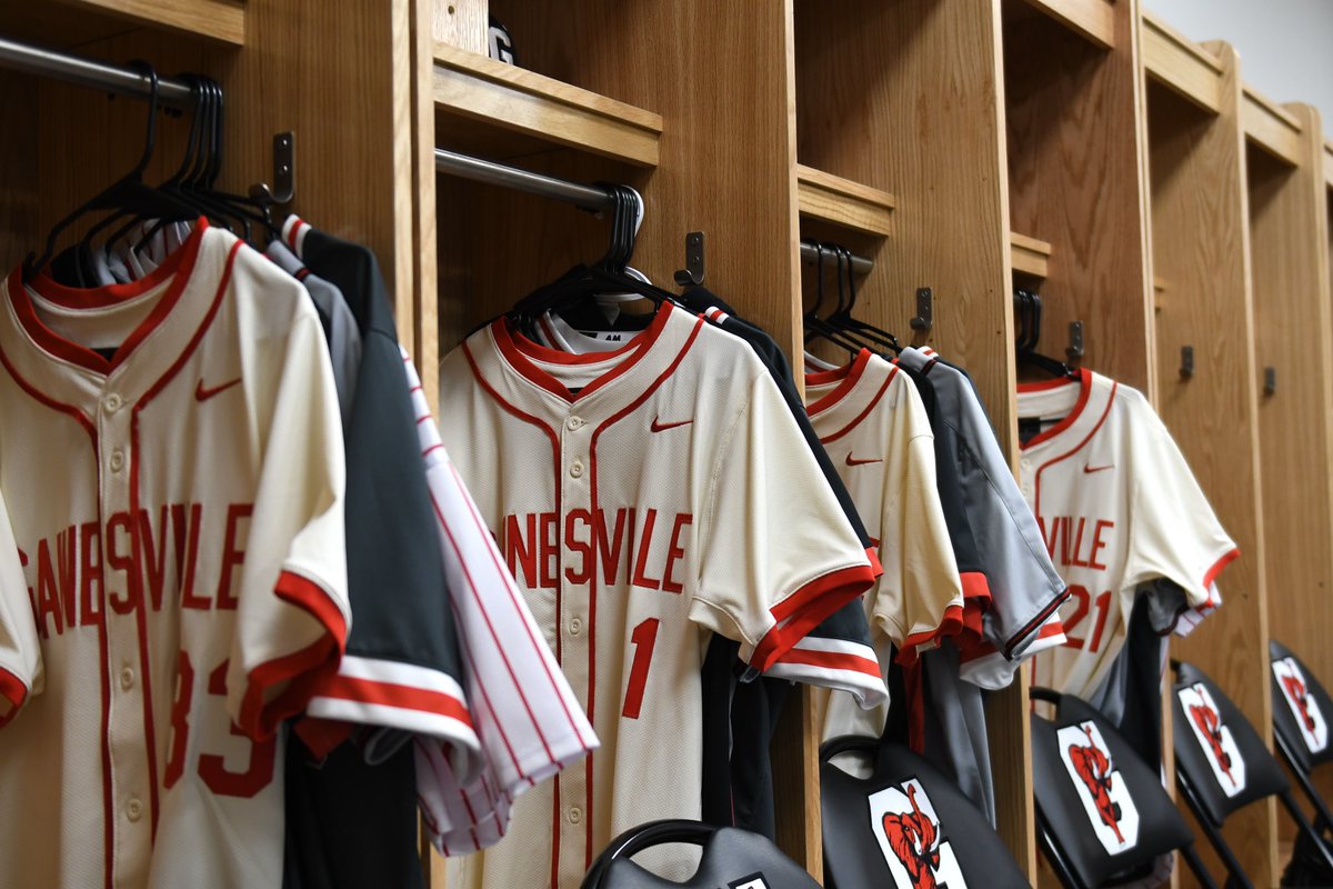 Go Red Elephants tweet media