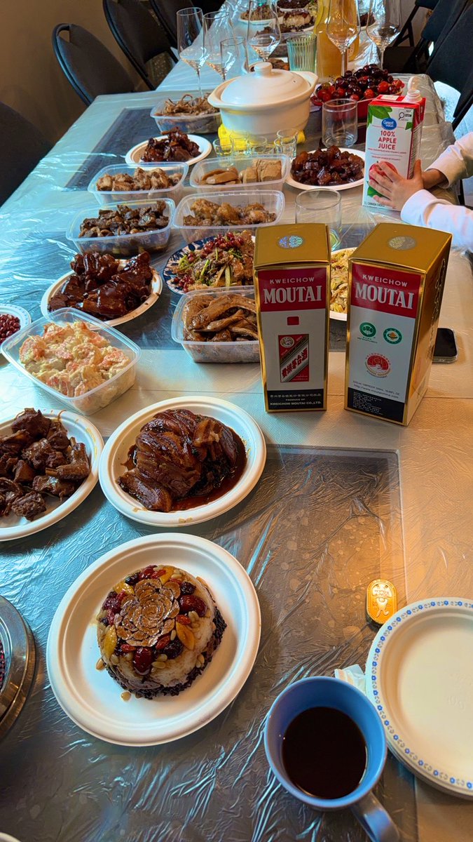 Simpleme tweet media