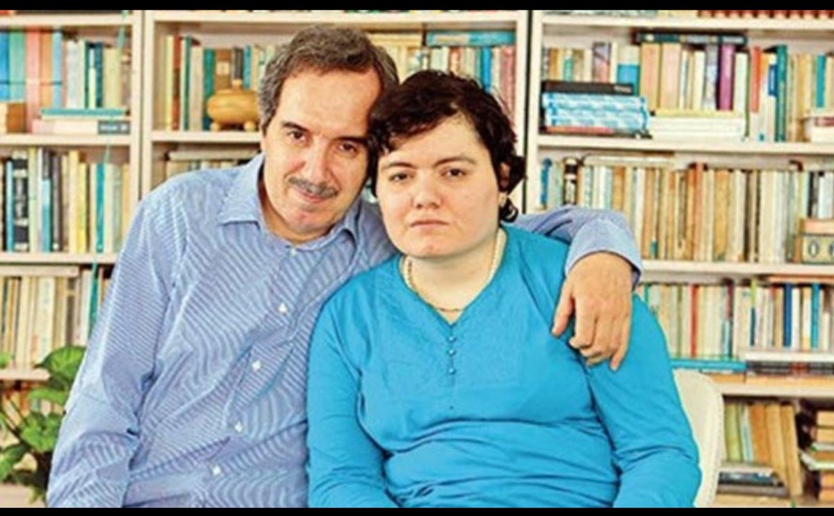 📌Journalist schrijver Ali Ünal zit nu al 10 jaar in de gevangenis. De veroordeling op basis van zijn geschriften en vertalingen leidt tot een grote discussie over vrije meningsuiting. Recht moet niet worden uitgesteld. 
👉🏻Hij moet onmiddellijk worden vrijgelaten.