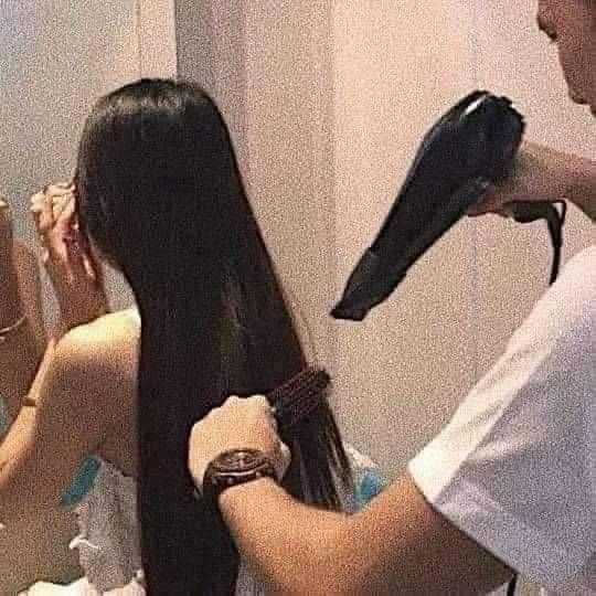 Diorgirlx's tweet photo. princess treatment https://t.co/tuA5m5O8Uu