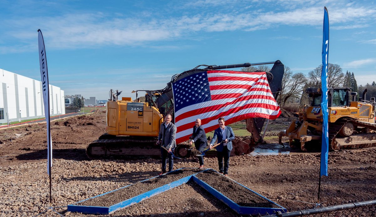 Aligned Data Centers tweet media