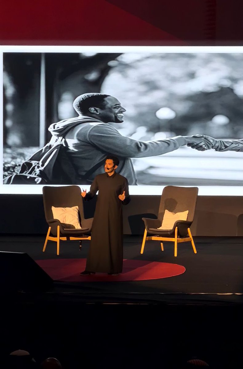 لـين tweet media