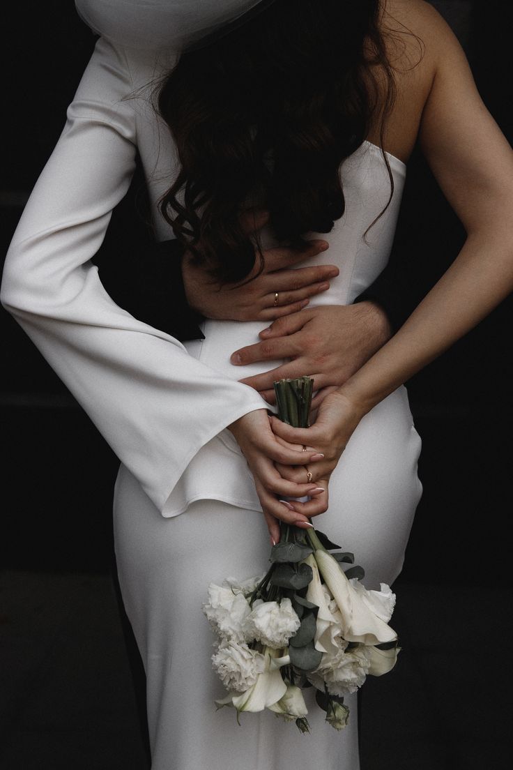 ••
~
~
و
عنَاقك أشبه بإمتلاك...
 الدنيا في لحظة 

💜🕊
~
••#اضغاث_اقلام