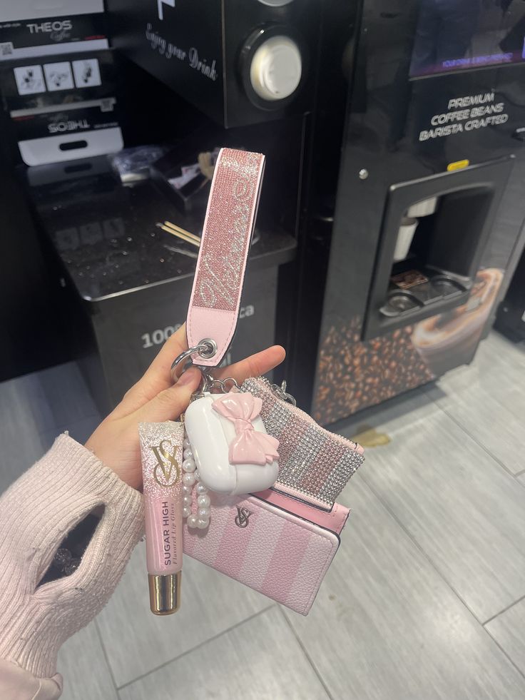 Bllury (@bllury) on Twitter photo 