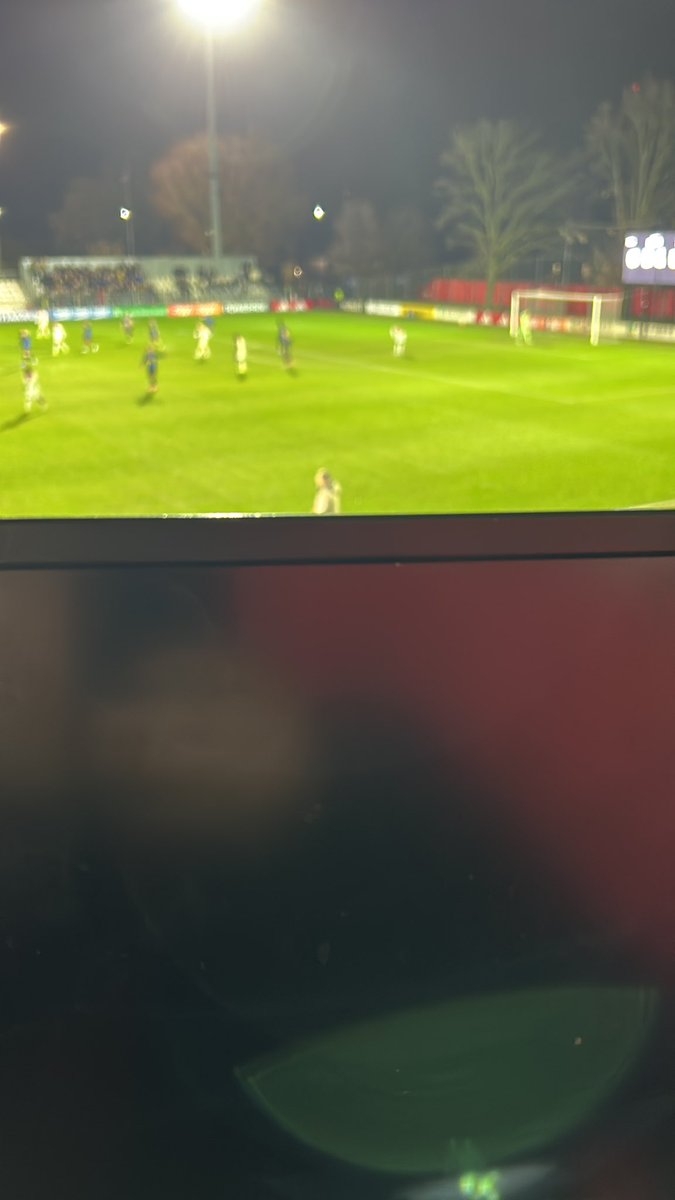 markvanrijswijk's tweet photo. @Dosty___ Still alive!

Geen enkele stroom op dit moment…. We doen ons best! https://t.co/3gGhTit5y9