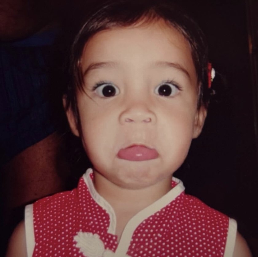 เธอน่ะไม่ต้องเก่งกว่านี้ ฉันก็รักเธออยู่ดี
เธอน่ะไม่ต้องเป็นแบบที่ใครคาดหวัง โลกอันโหดร้าย
เธอพยายามมากพอแล้ว รักตัวเองบ้างก็ได้
เธอเบ่งบานแบบดอกไม้ เธอทำได้ดีมากแล้ว~

HAPPY ANGELINA DAY 
#HappyShining20THWithJayna