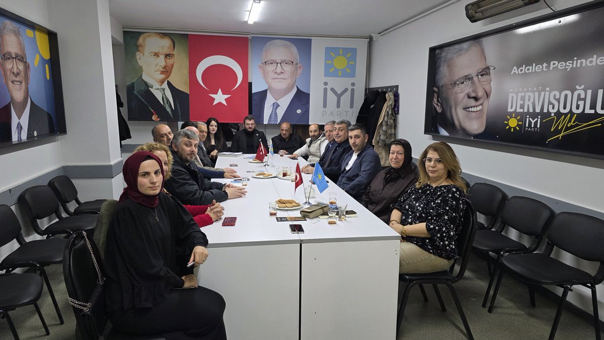 İlçe Başkanlığımız olarak Divan toplantımızı gerçekleştirdik.Yaklaşan mübarek Ramazan Ayı kapsamında yapacağımız sosyal dayanışma programları ve saha çalışmalarımız üzerine istişarelerde bulunduk.Birlik ve beraberlik içinde Ramazan Ayı için hazırlıklarımız sürüyor
<a href="/MDervisogluTR/">Müsavat Dervişoğlu</a>