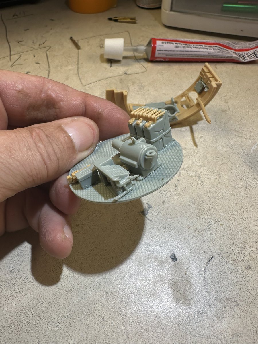 Still on the Turret steps. Mounted water cans a little things like that last night.
Working in the main gun and hoping to have it mounted later today sometime.