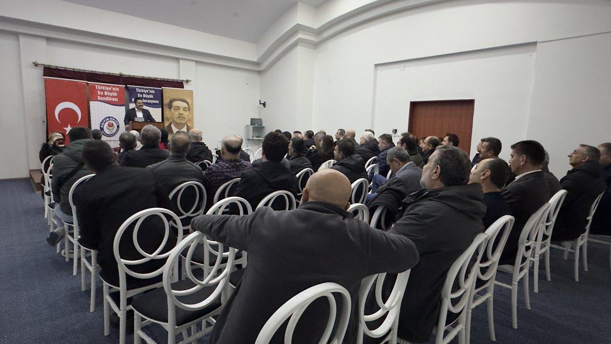 ebscorum1's tweet photo. Merkez ilçe iş yeri temsilcilerimiz ile bir araya gelerek sendikal gündemi değerlendirdik. Genel Merkezimizce açılan davalar, toplu sözleşme kazanımlarımız, sahada yaşanan sorunlar ve çözüm önerilerini istişare ettiğimiz verimli bir toplantı gerçekleştirdik. https://t.co/ub1yAD2h4w