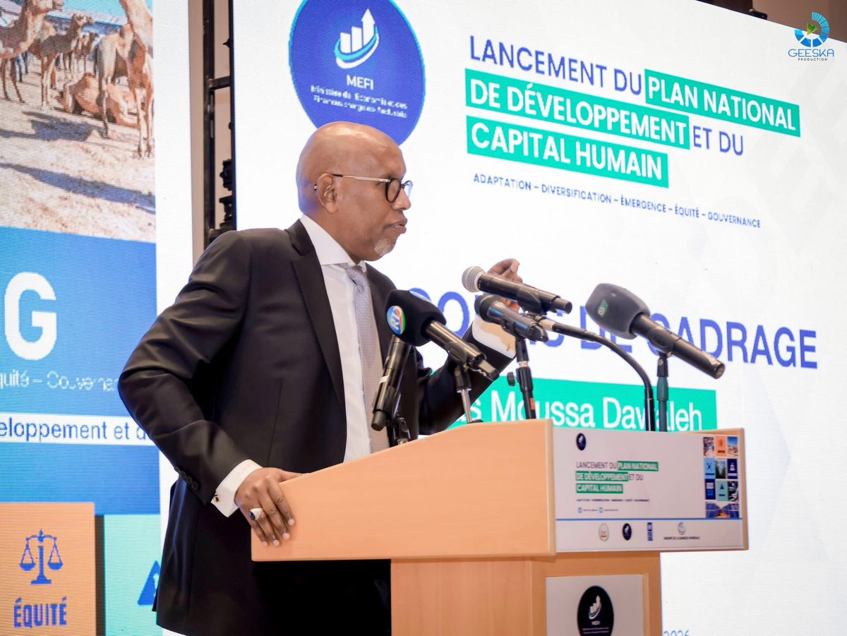 Ilyasdawaleh's tweet photo. Mon message de ce matin au lancement du PND ADEEG:

Djibouti a progressé.
Mais l’avenir exige une transformation structurelle.
Ce n’est ni l’État seul, ni le marché seul, ni l’infrastructure seule qui transforment un pays,
C’est la bonne articulation entre vision, investissements et capital humain.
2026 nous semble une année charnière.
Les réformes ne sont ni une option, ni un choix.
Elles sont une nécessité impérieuse. 
Ensemble pour Djibouti et derrière IOG 🇩🇯