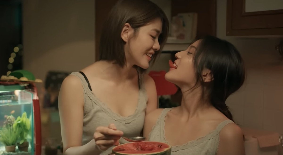 sapphics like: tweet media