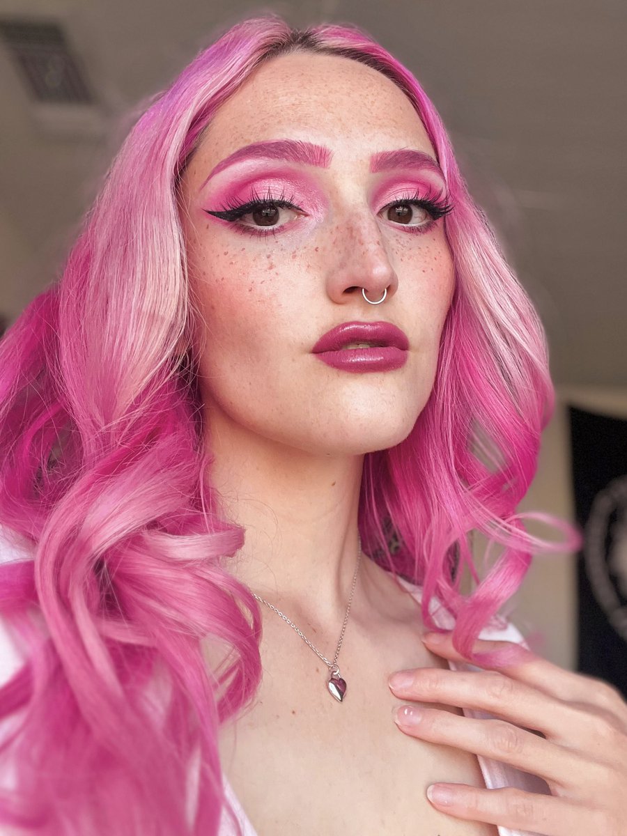 devote2luna's tweet image. forever above you 💕