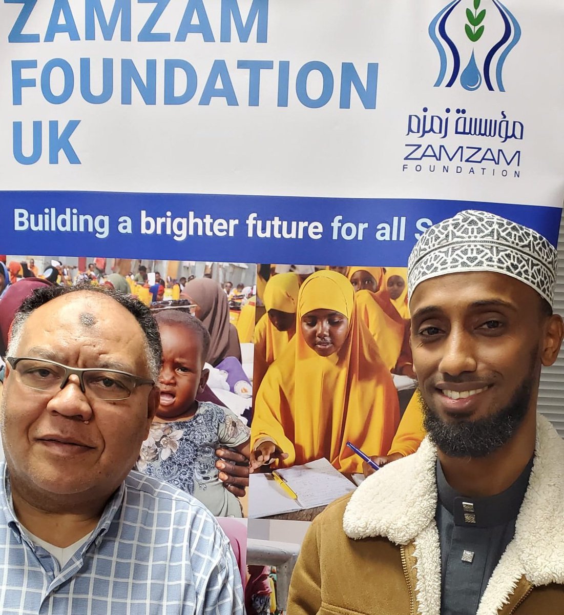 Zamzam_UK's tweet photo. We're nearly #RamadanReady, how about you? Today our Chair, Tahir Tahir, was at Edmonton Islamic Centre to film #RamadanReminders with imam Abdinasir Said. Watch out for Abdinasir's reminders on 2 live appeals on Universal Somali TV in the coming weeks.
#SupportSomalisThisRamadan https://t.co/UdI09RnlVR