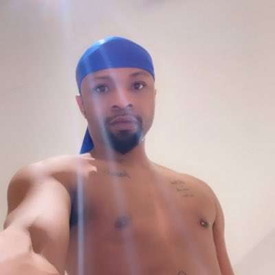 CatHarbin's tweet photo. #NewProfilePic https://t.co/aU72mnAeVG