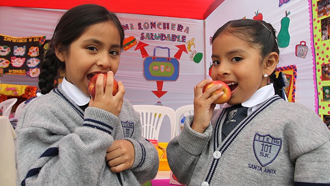 Minsa_Peru's tweet photo. Energía y salud en el cole: recomendaciones para loncheras nutritivas

El Minsa recomienda evitar productos procesados y ultraprocesados con elevado contenido de sodio, azúcar y grasas.

➡️ Más información: https://t.co/lA04S92oUd https://t.co/UT5uavWZt9