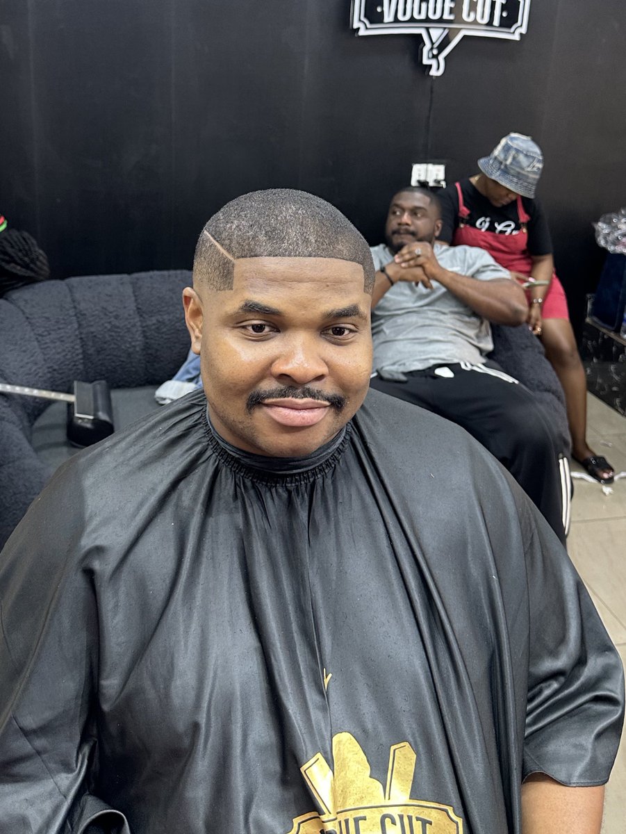 Voguecut's tweet photo. What do you guys think… Beards or no Beards https://t.co/vPeuFMyj4Y