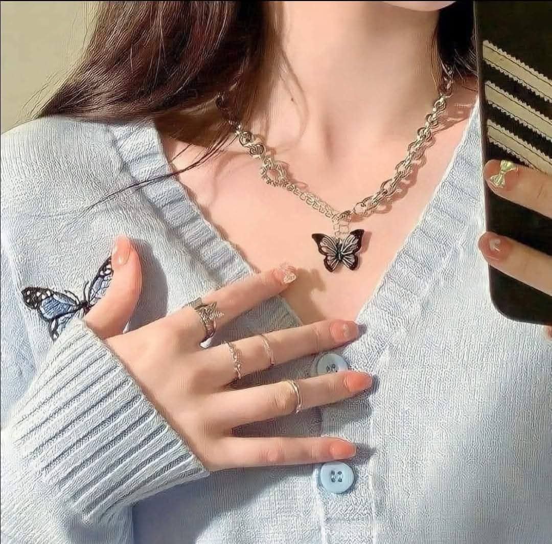 🦋🤍