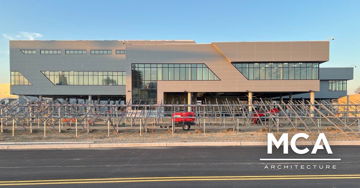 DesignMCA's tweet photo. Progress continues at Dominion Energy’s Coastal Virginia Offshore Wind (CVOW) OPS facility. 

Inside and out, the building is taking shape to support offshore wind operations—helping to create jobs, strengthen the local economy, and deliver clean, renewable energy across Virginia. 

On track for completion later this year. 

#MCAArchitecture #WorkplaceDesign #ArchitecturalDesign