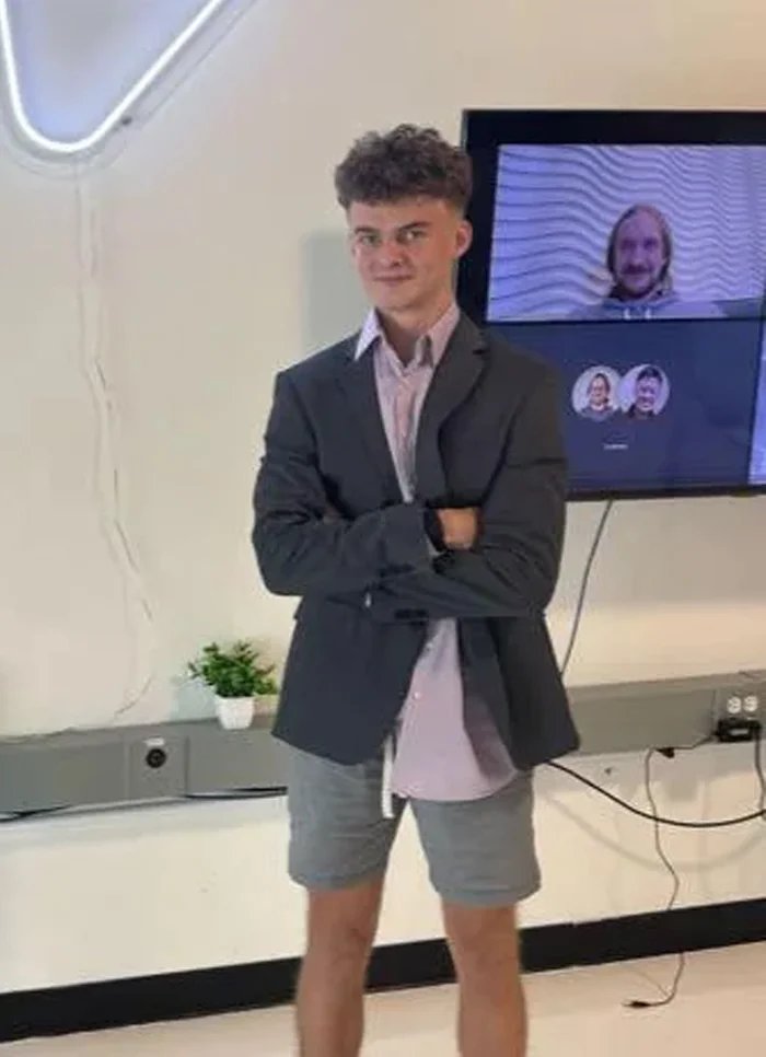 PassagePress's tweet image. @DataRepublican  is one of the bravest people I know. She was doxxed, has received death threats, and has faced bomb scares. Yet she pressed forward, documenting exactly how deep the abyss goes. Read this book to see what we saw inside the federal government—and to find the way