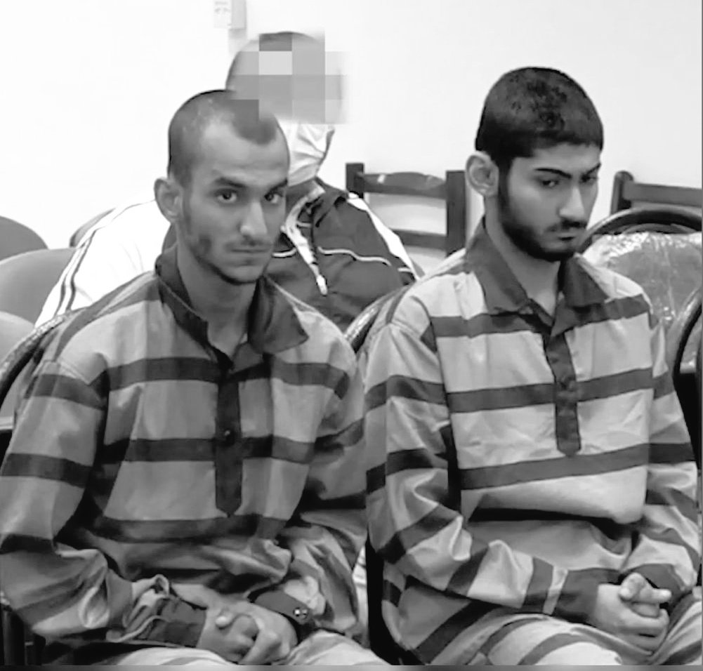URGENT 🚨

#Erfan_Amiri
#Matin_Mohammadi
#Ehsan_Hosseinpour

are at imminent risk of e×ecution!🆘️🆘️🆘️🆘️🆘️🆘️

We call on the international community, human rights organizations, and the media to act urgently to stop these executions.
Silence is complicity.