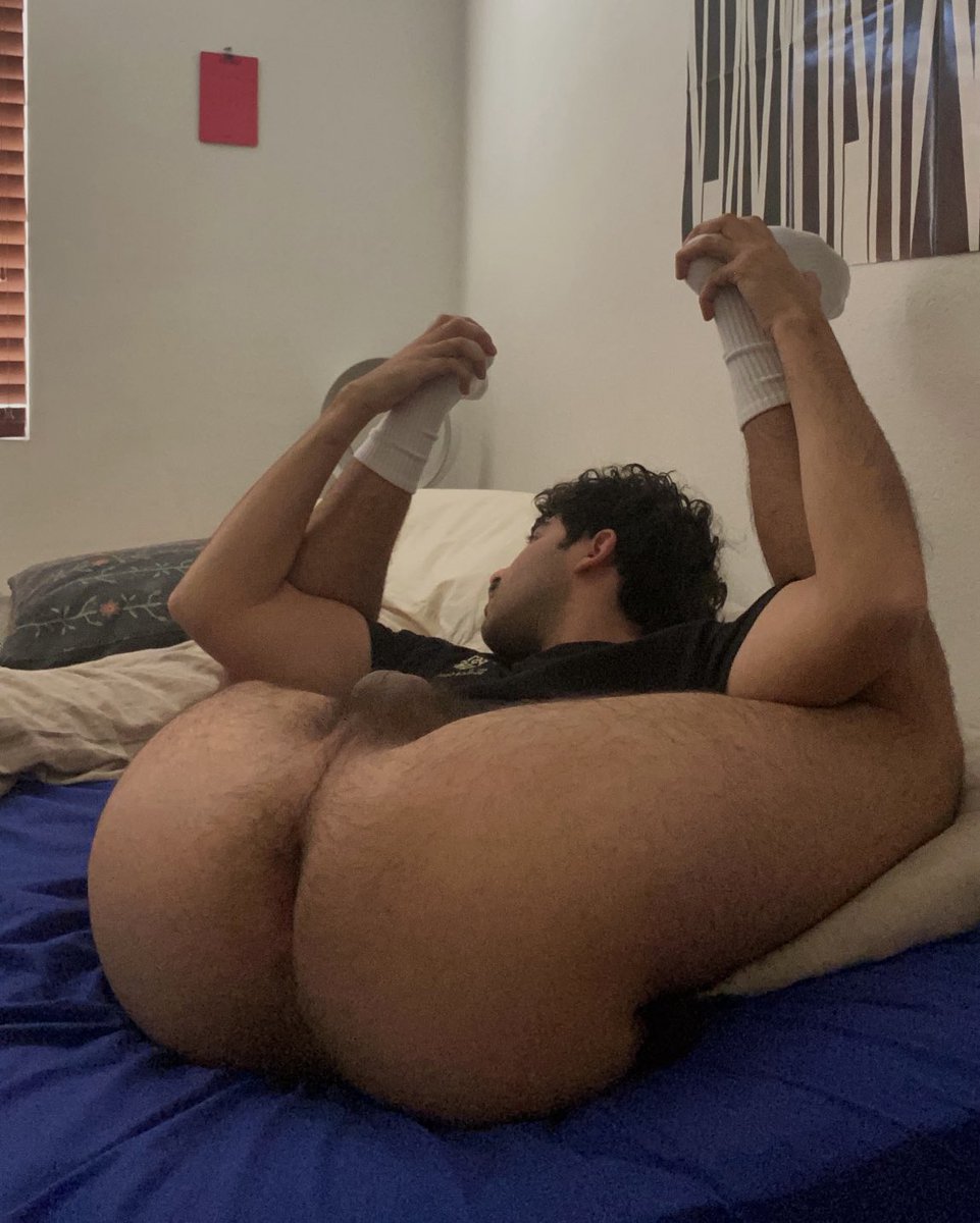 headless angel tweet media