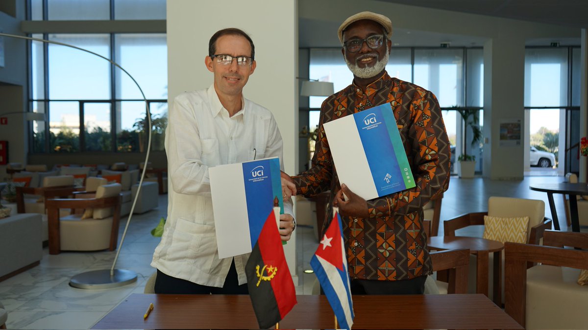 universidad_uci's tweet photo. 👉 Nuestro rector @raydelmp junto al Dr. Alfredo Gabriel Buza, rector de la Universidad de Luanda, Angola, firmarom un Convenio Marco de Colaboración entre ambas instituciones para el intercambio académico, científico y cultural.
#SomosUCI #EducaciónSuperior https://t.co/WcbMHXQDmf