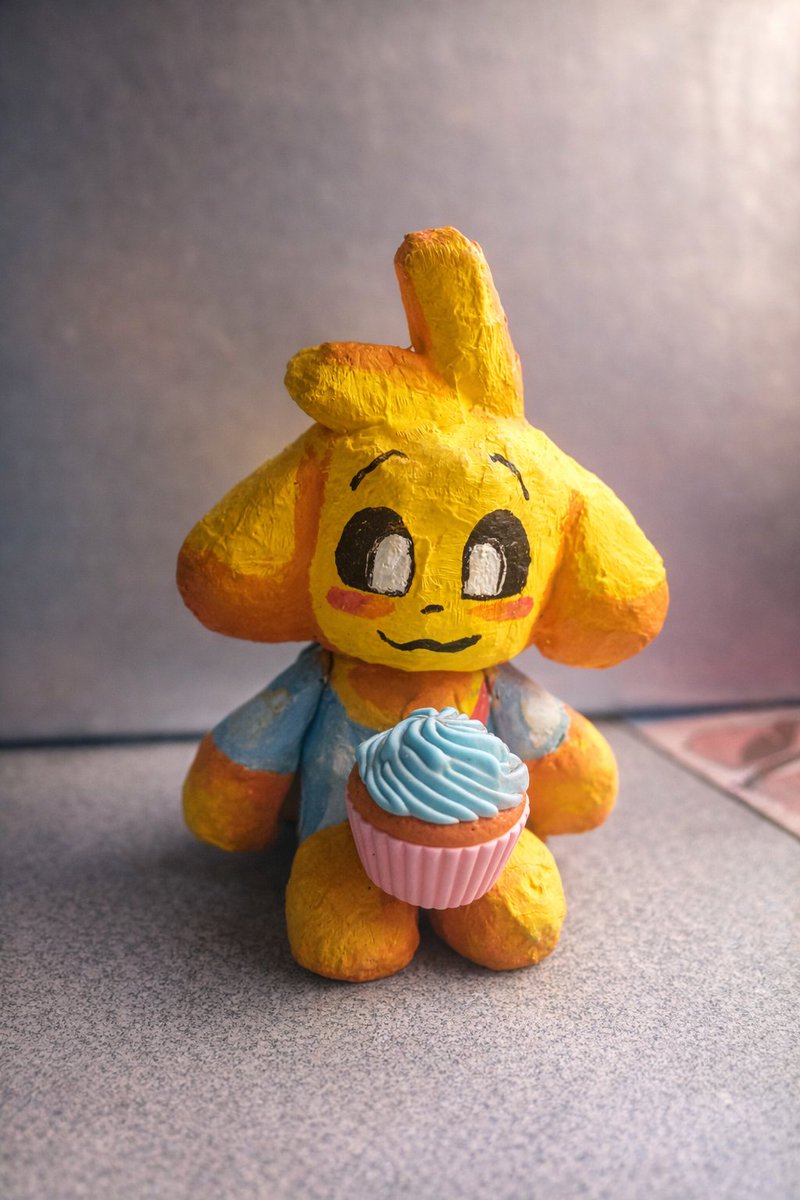 Mikecar hecho con periódico xd #10AñosConMikecrack #Mikecrack <a href="/MikecrackYT/">Mikecrack ໒(ᵔᴥᵔ)७</a>