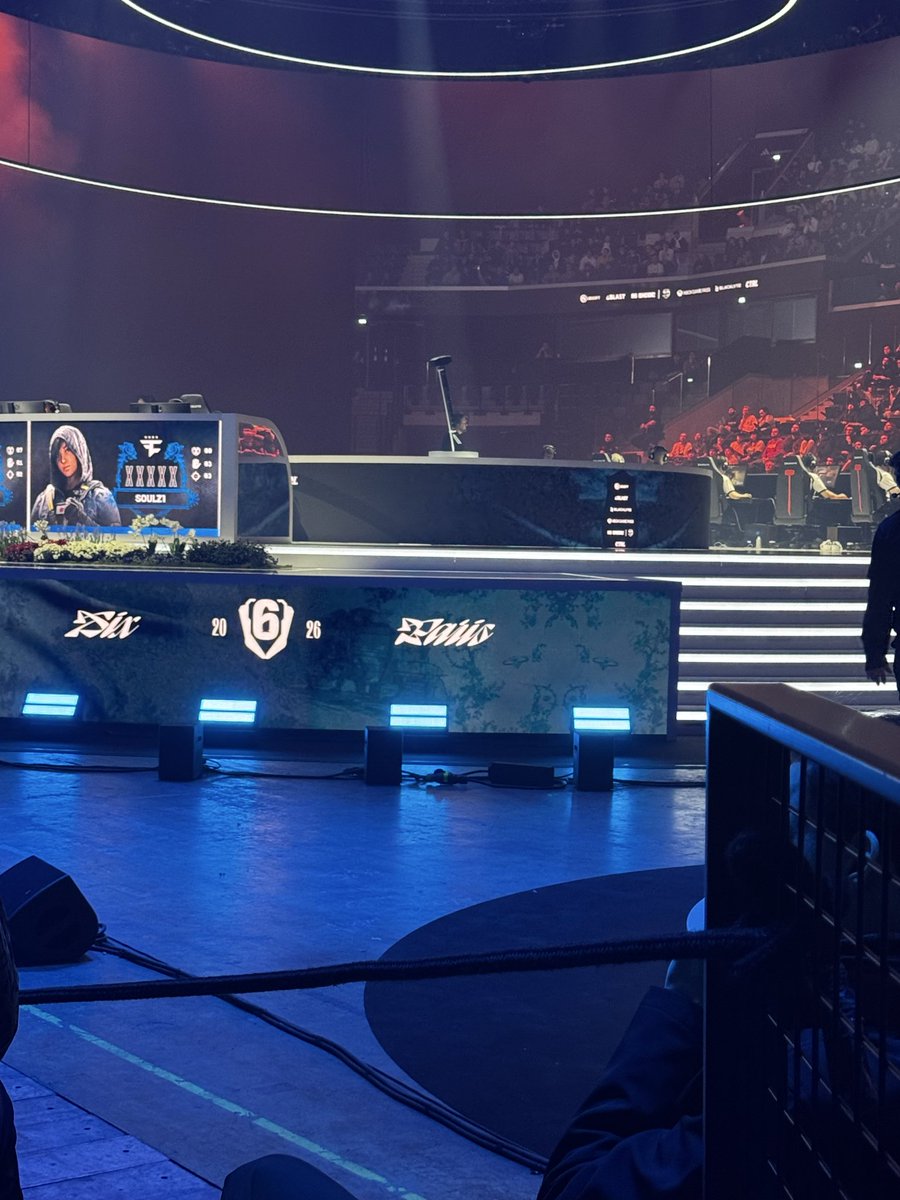 Haz3shot tweet media