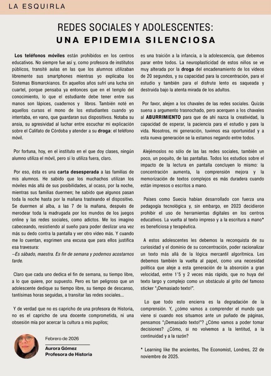 Muchos padres compran smartphones a sus hij<a href="/s/">『S』</a> y piden a las IE que los prohíban en sus aulas. Comparto las palabras de la profe Aurora Gómez en su carta a los padres de familia. De poco sirve que los colegios limiten el acceso a las redes, si en casa los niñ@s navegan libremente: