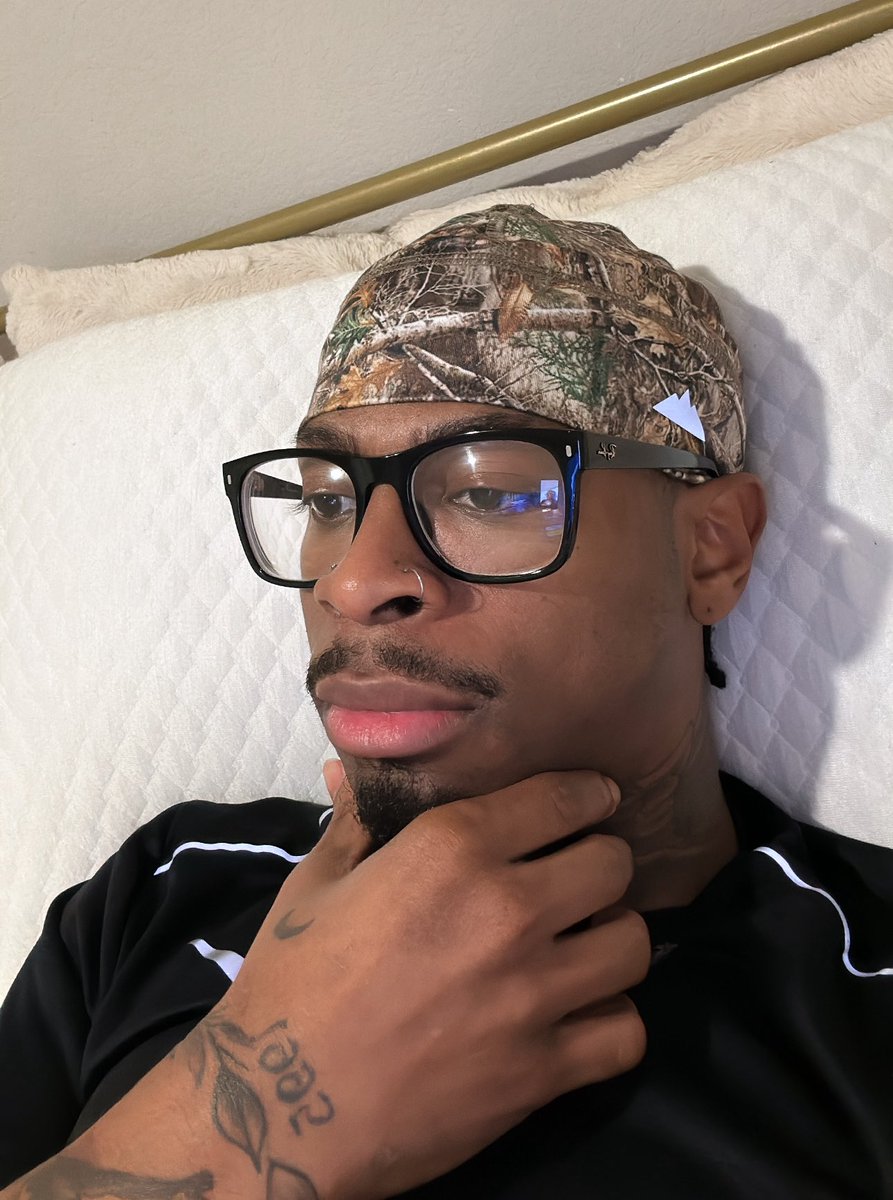 𝐛𝐫 fenix tweet media