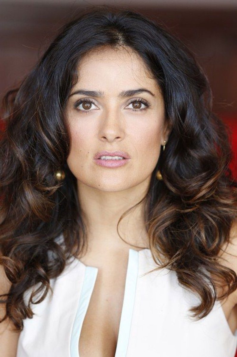 Yo le invito una semana all inclusive a <a href="/salmahayek/">Salma Hayek</a> en su natal Veracruz para que se dé un rol por el desmadre que tienen en su estado