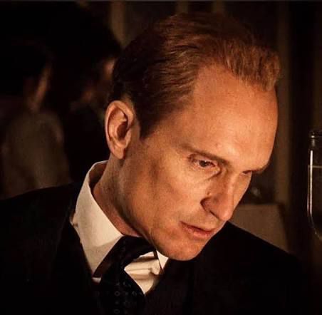 Todo abogado cinéfilo tendrá por siempre un lugar en su corazón para #RobertDuvall en especial por su papel como Tom Hagen 
Abogado de un solo cliente.
Que la tierra le sea leve.