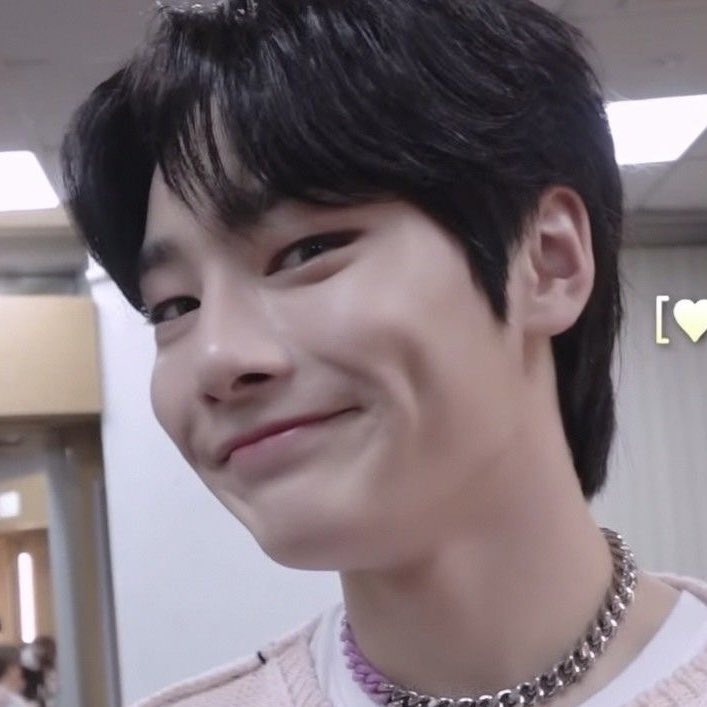 molly 🪩 seeing harry & zayn ! tweet media