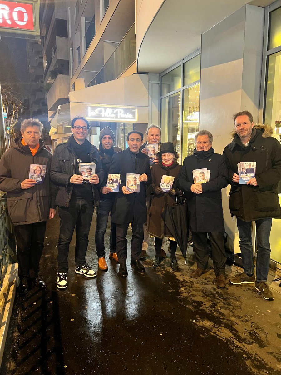bruliomar's tweet image. Bien commencer et bien terminer la journée en échangeant avec les habitants #Paris16
Le seul vote utile pour l’alternance, dès le 1er tour, c’est #Dati 
Les 15 et 22 mars :
🗳️ pour le 16ème 👉 @Jeremy_Redler 
🗳️ pour Paris 👉 @datirachida 
@PourDati2026 @LRepublicains75