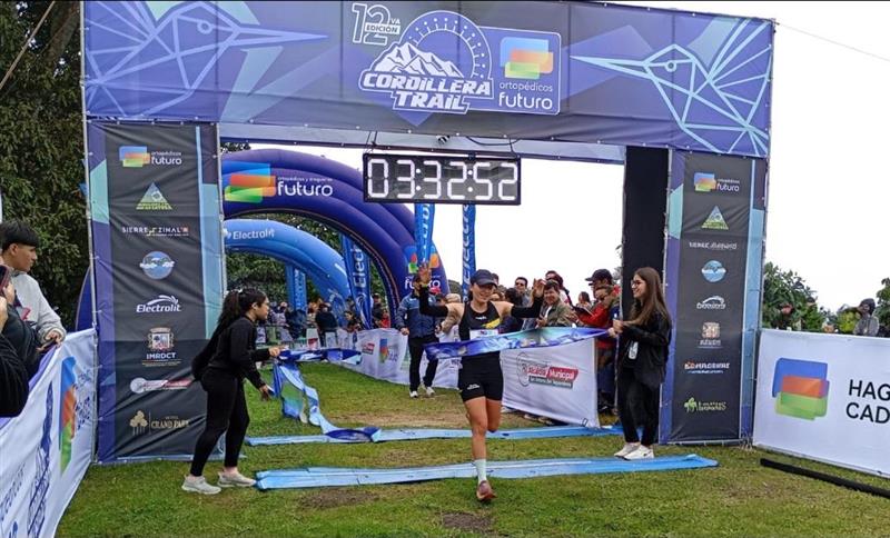 FuerzasMilCol's tweet photo. La montaña puso el reto y el honor militar respondió con victoria.

La Liga de Atletismo de nuestra @fedemffaa dejó en alto el nombre de las #FuerzasMilCol en el Campeonato Nacional de Carreras de Montaña y Trail en San Antonio del Tequendama, #Cundinamarca, tras obtener una medalla de oro🏅 y otra de bronce 🥉.