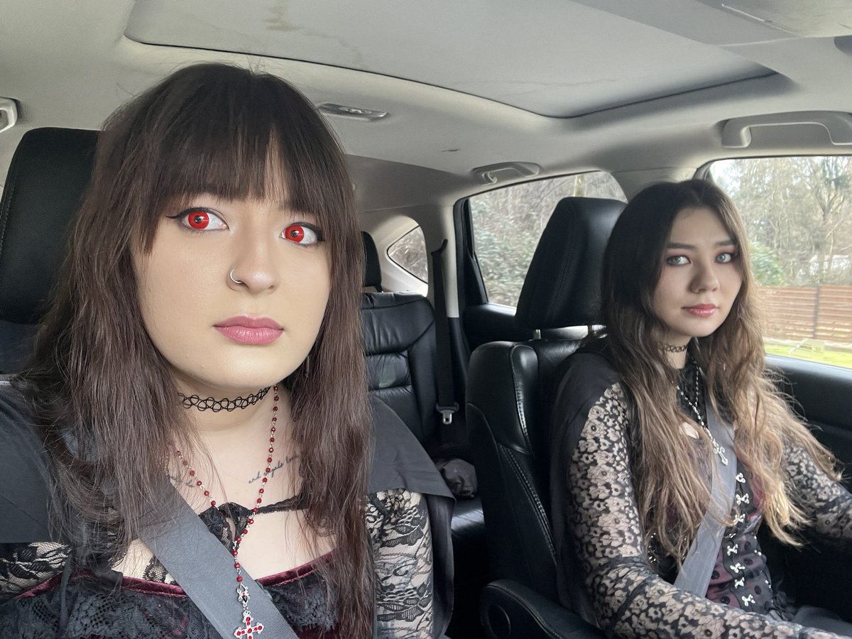 ashimando's tweet image. i can’t believe this is how we are finding out about drag path mv