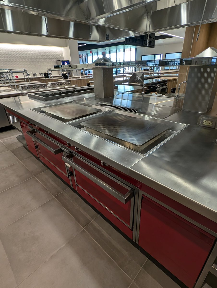 Jade Range tweet media