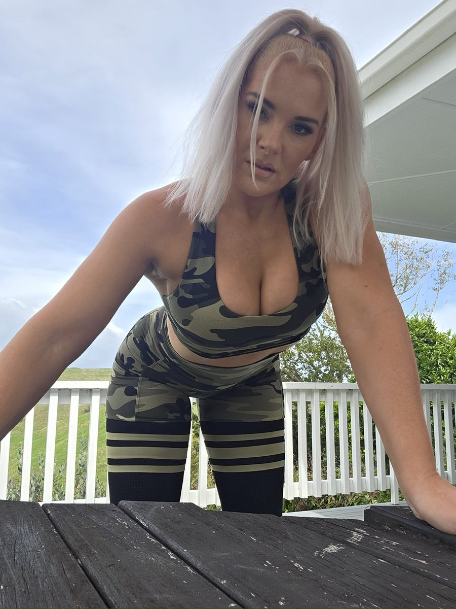 Macey Estrella tweet media